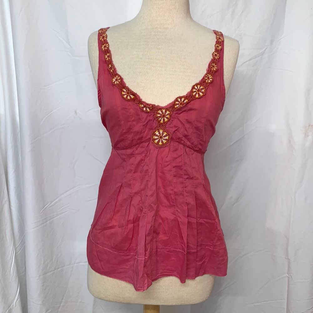 Free People pink tank top with crochet ribbon neckline size 6